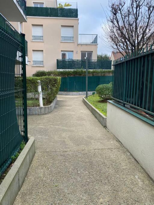 Appartement Luxueux 70M2, 2 Chambres Argenteuil Extérieur photo